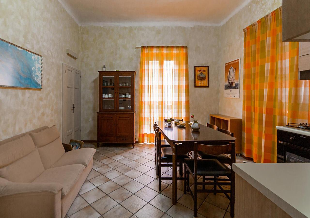 Murphy Holiday Home - Residenza Italia La Maddalena  Exteriér fotografie